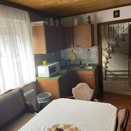 Haus Rennsteig אכסניה *